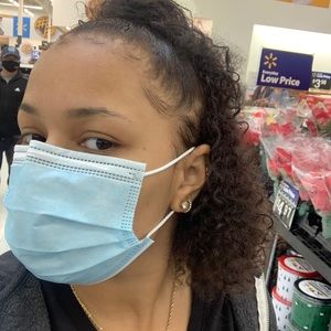 Meet your Posher, Krista